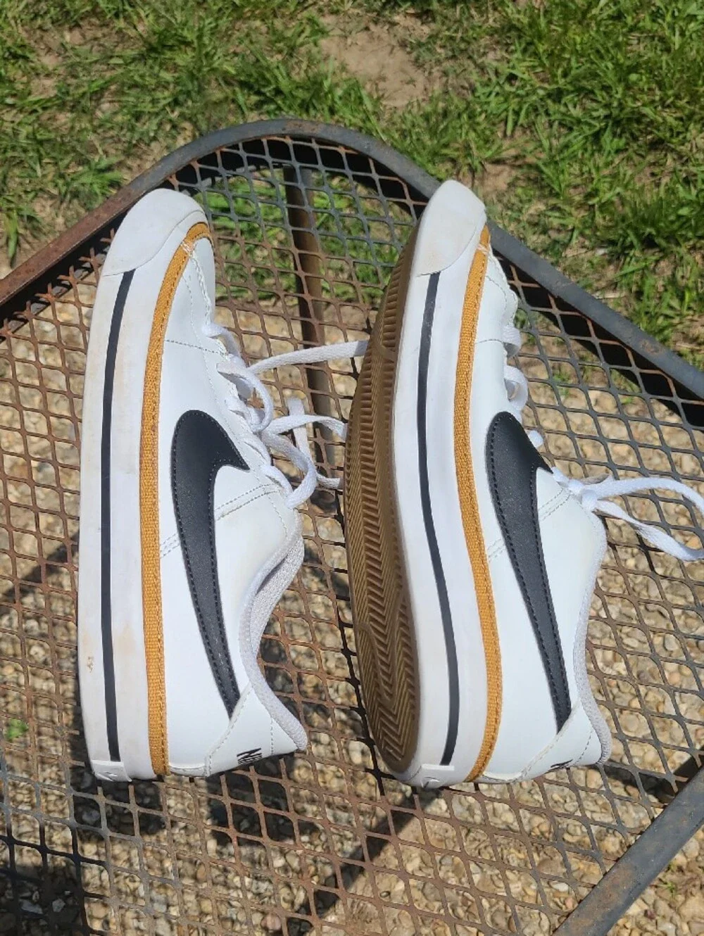Nike White Low-Top Sneakers with Black Swoosh and Gold Trim Size 5 Youth